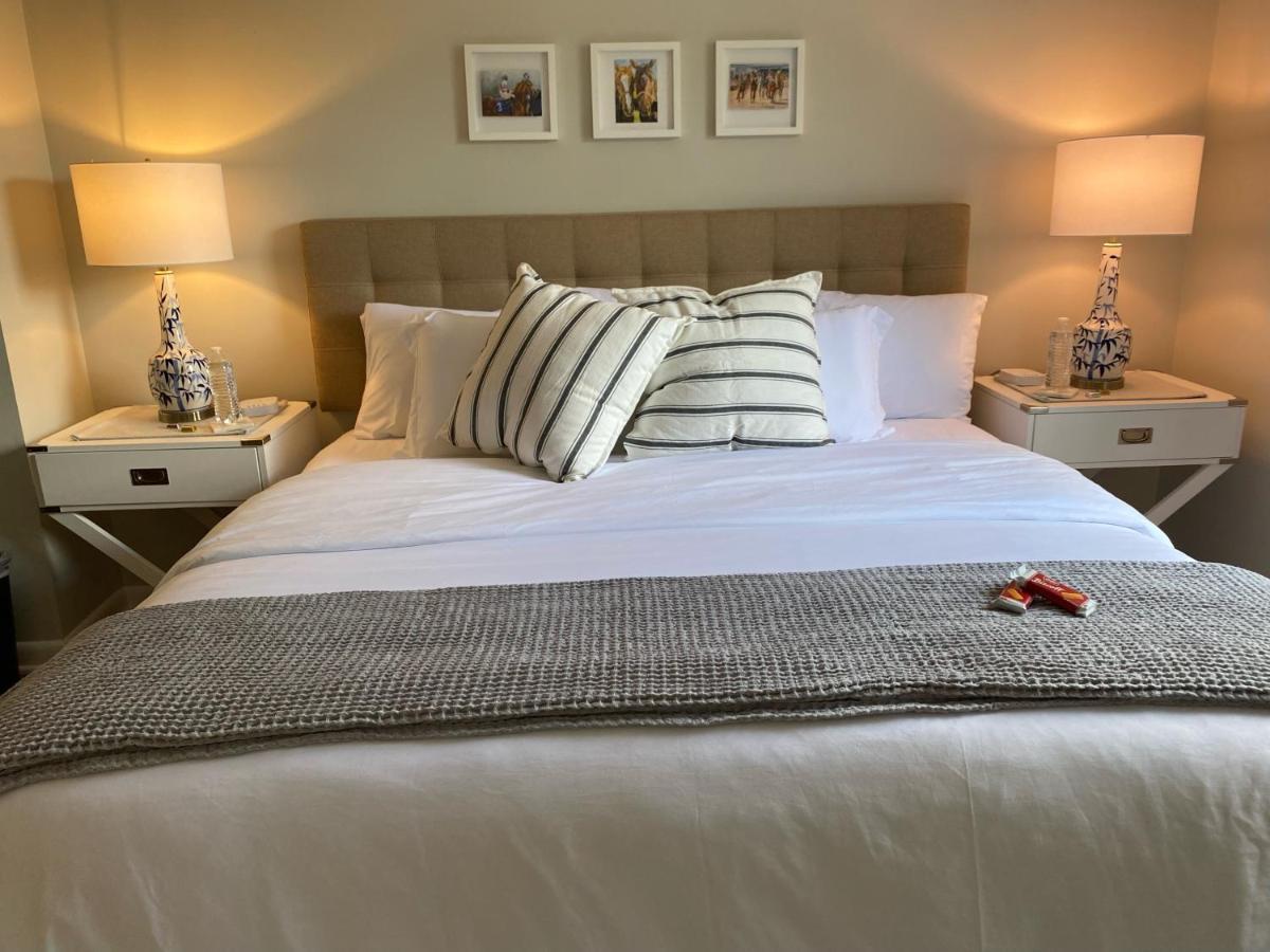 Rose Hill Inn Versailles Extérieur photo