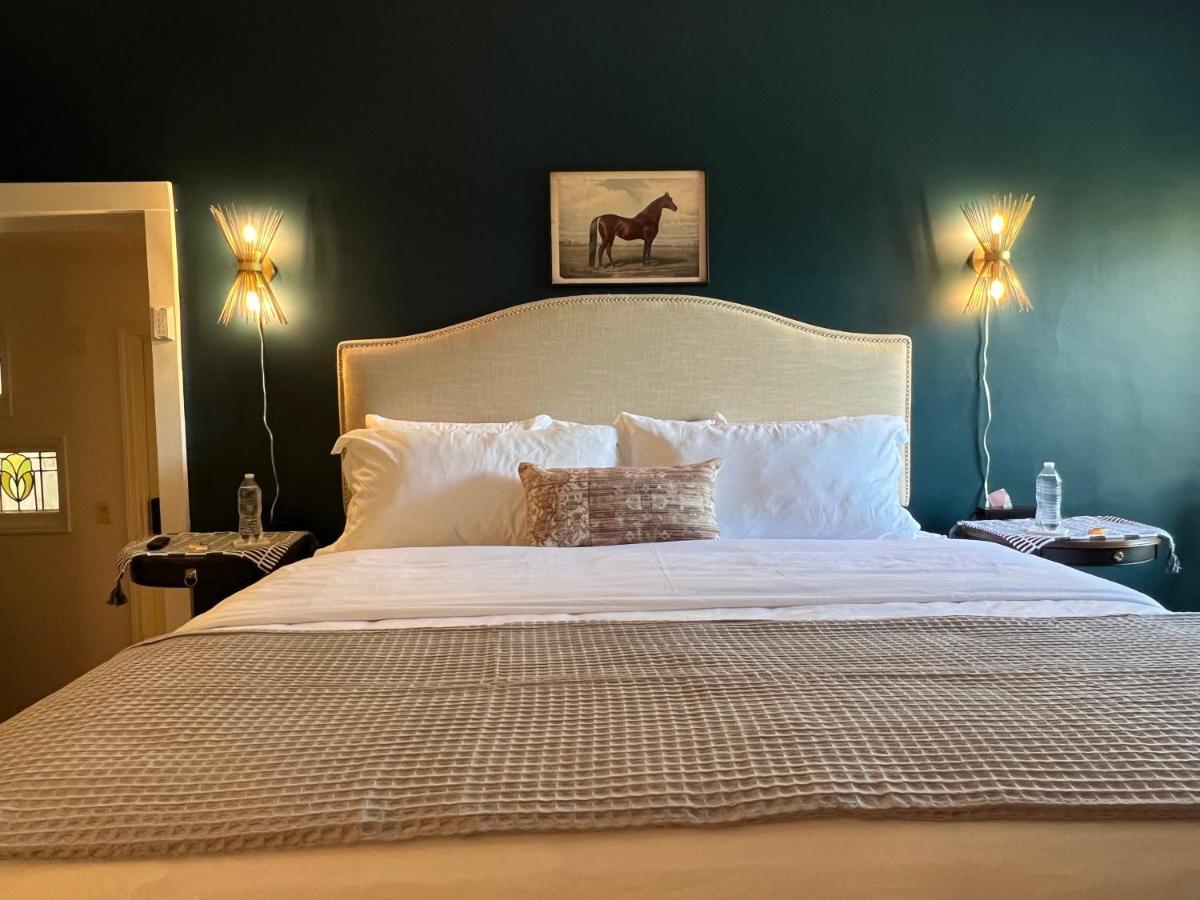 Rose Hill Inn Versailles Extérieur photo