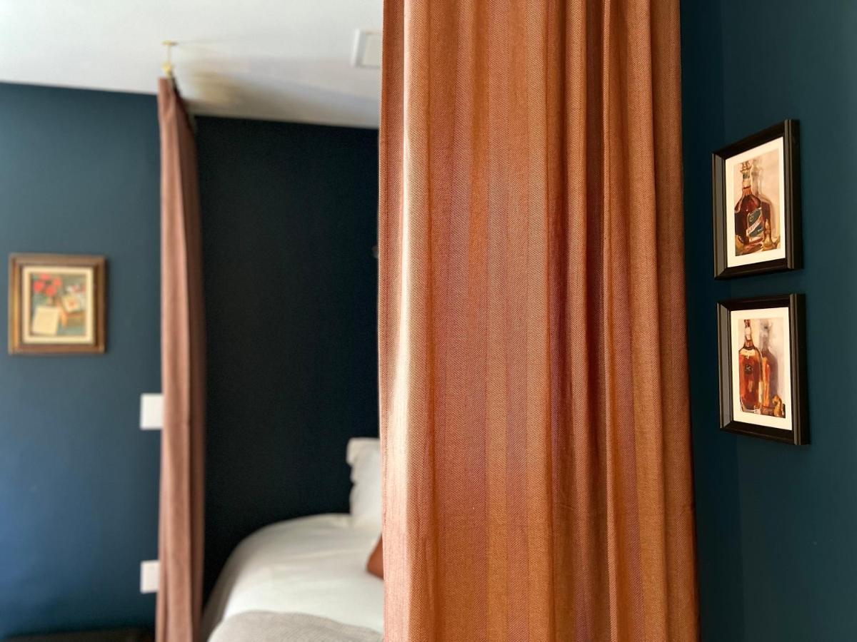 Rose Hill Inn Versailles Extérieur photo